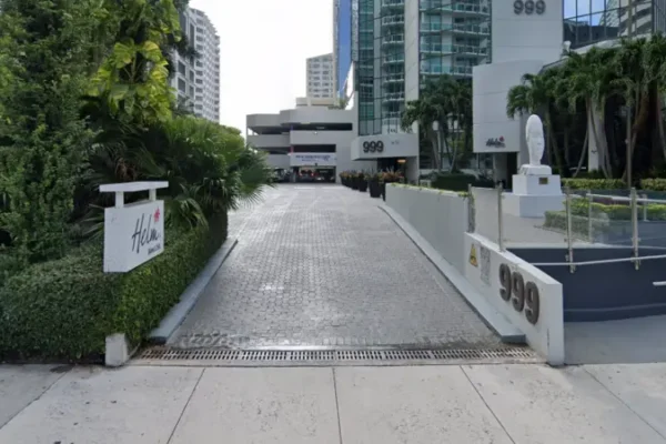999_Brickell_Ave2